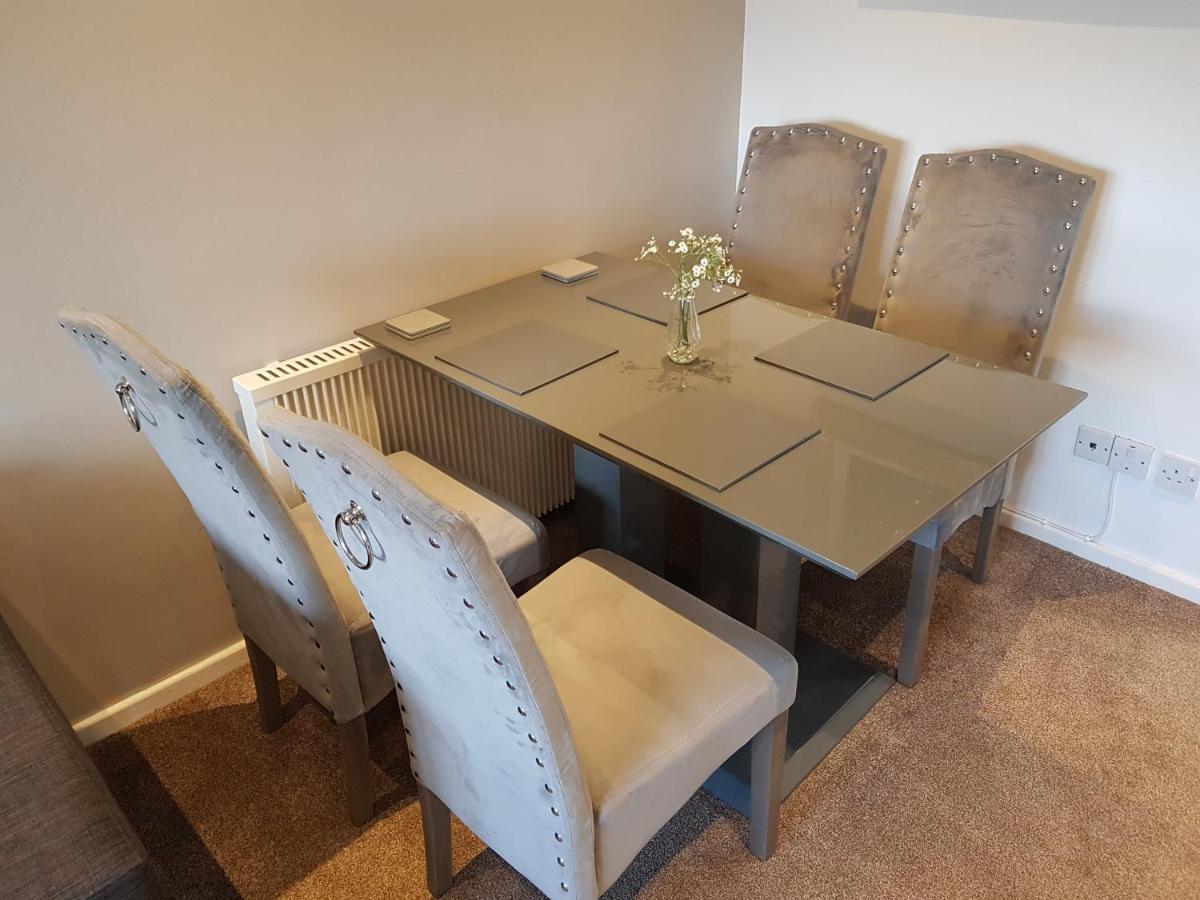 Bowness On Windermere, Lovely Apartment For 4 With Parking Buitenkant foto