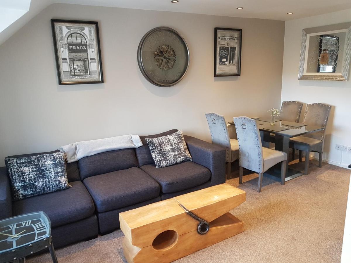 Bowness On Windermere, Lovely Apartment For 4 With Parking Buitenkant foto