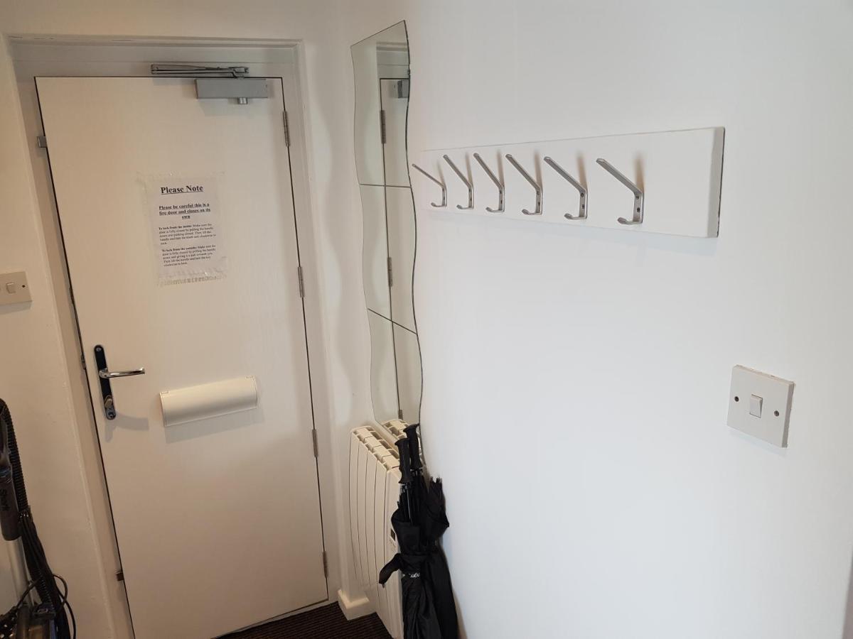 Bowness On Windermere, Lovely Apartment For 4 With Parking Buitenkant foto