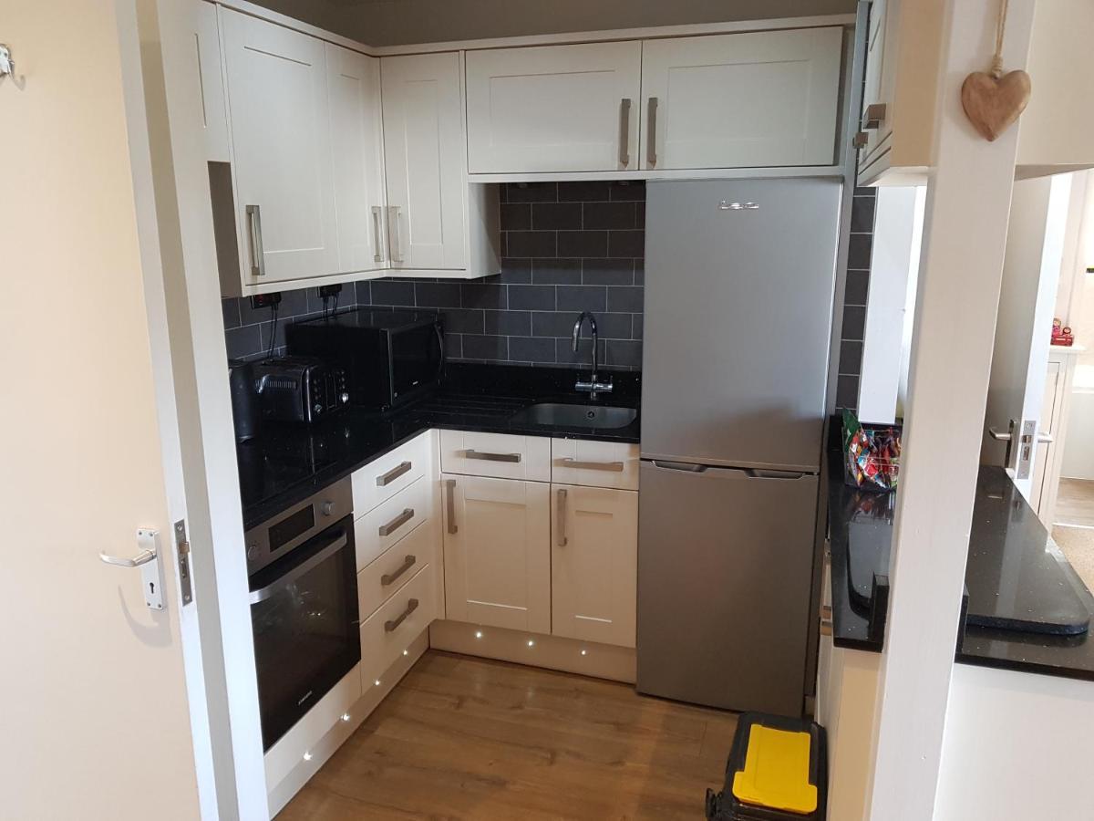 Bowness On Windermere, Lovely Apartment For 4 With Parking Buitenkant foto
